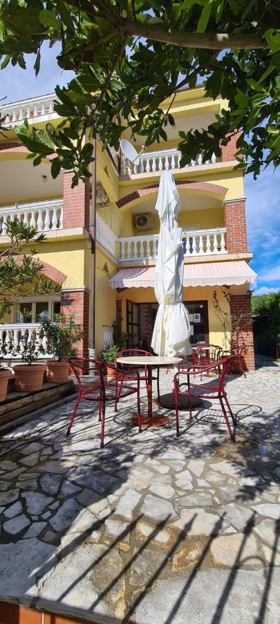 Bed & Breakfast Barbara Novi Vinodolski Zewnętrze zdjęcie